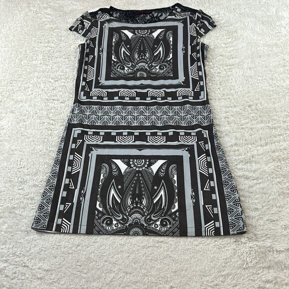Custo Barcelona cap sleeve geometric patterned black grey white mini dress, 1 XS - Picture 3 of 8